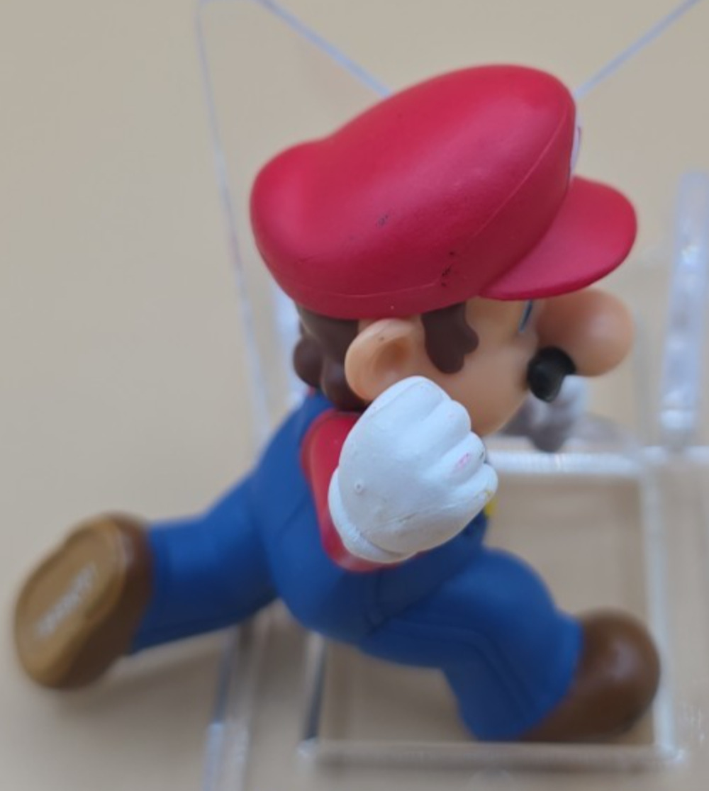 Jakks Nintendo Super Mario Bros Mario Running Action Figure 2”